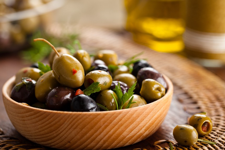 Do-It-Yourself-Spicy-Olives